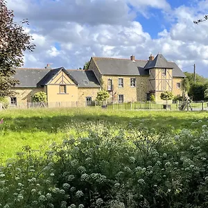  Maison d'hôtes Manoir De La Haute Pilais
