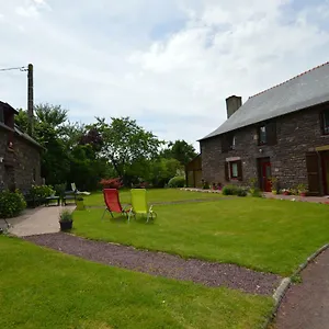 3* Couette-café D'hôtes La Fontaine Garel